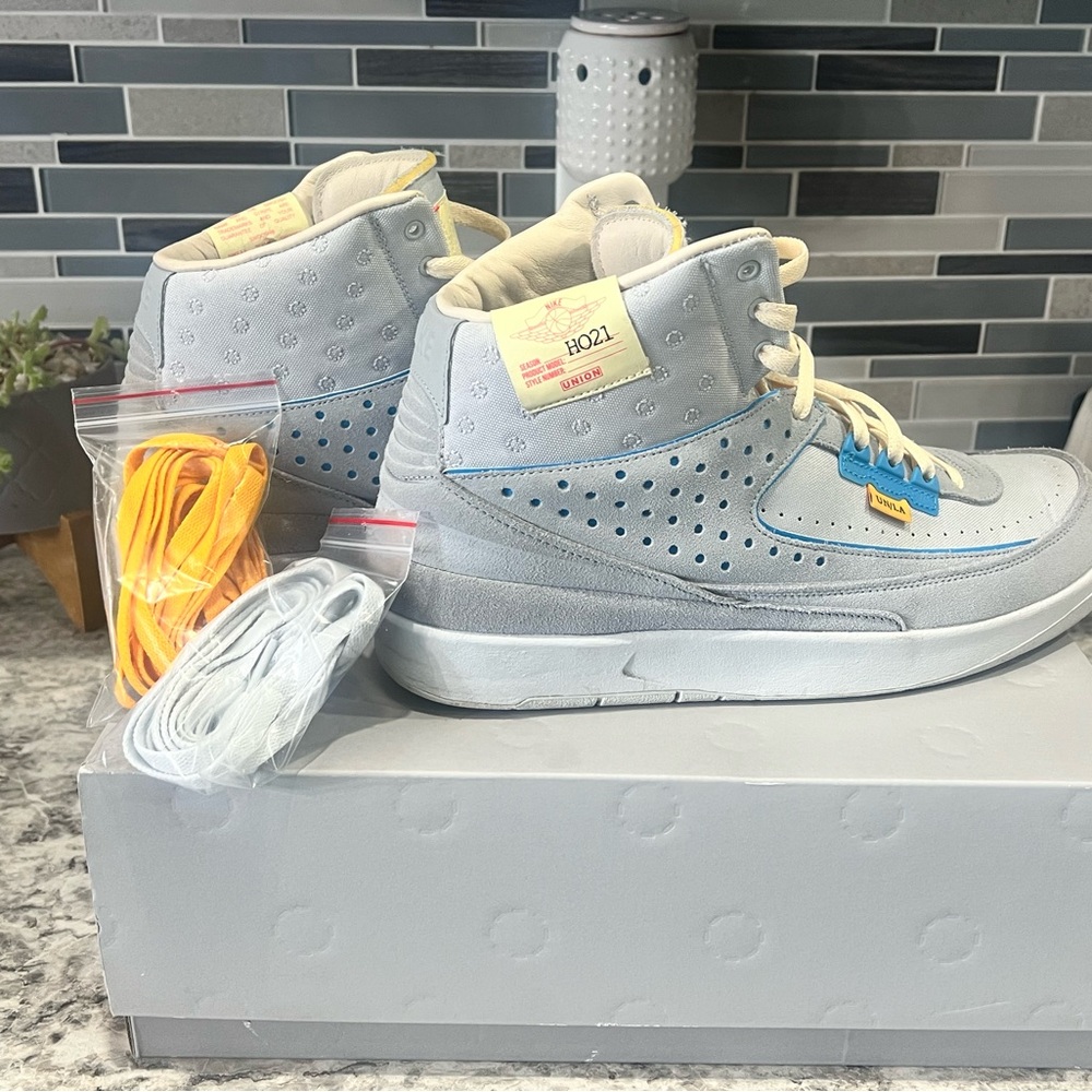 Jordan 2 union